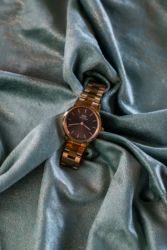 Daniel Wellington Gold watch with Brown Dial